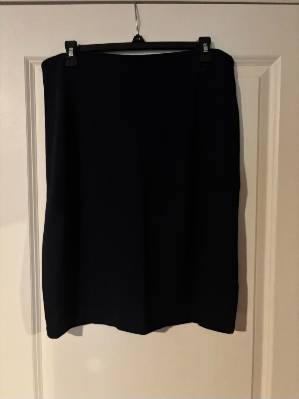 Philosophy SZ 12 Dark Navy Pencil Skirt minimalist work or evening wear